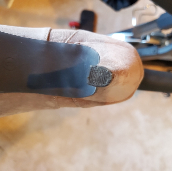 COPY - NINE WEST booties - Picture 3 of 7